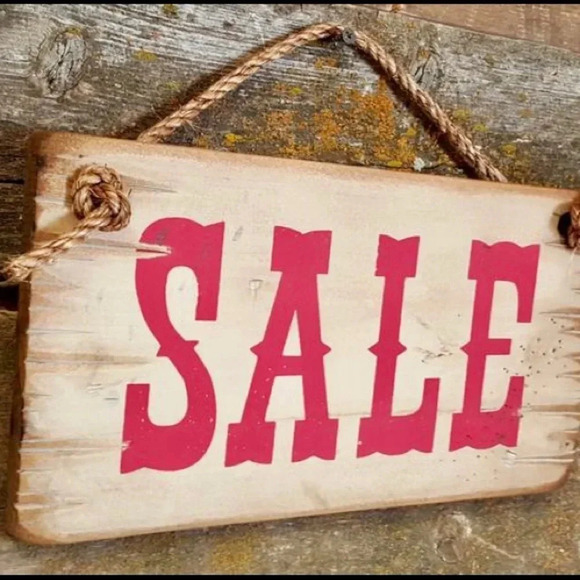 MOVING - 15% off 2 items + discounted shipping! - Picture 1 of 11